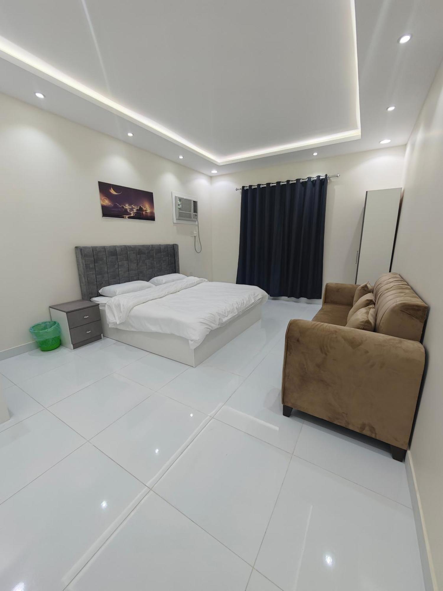Yaqoot Al Madina Suites Al Awali 外观 照片