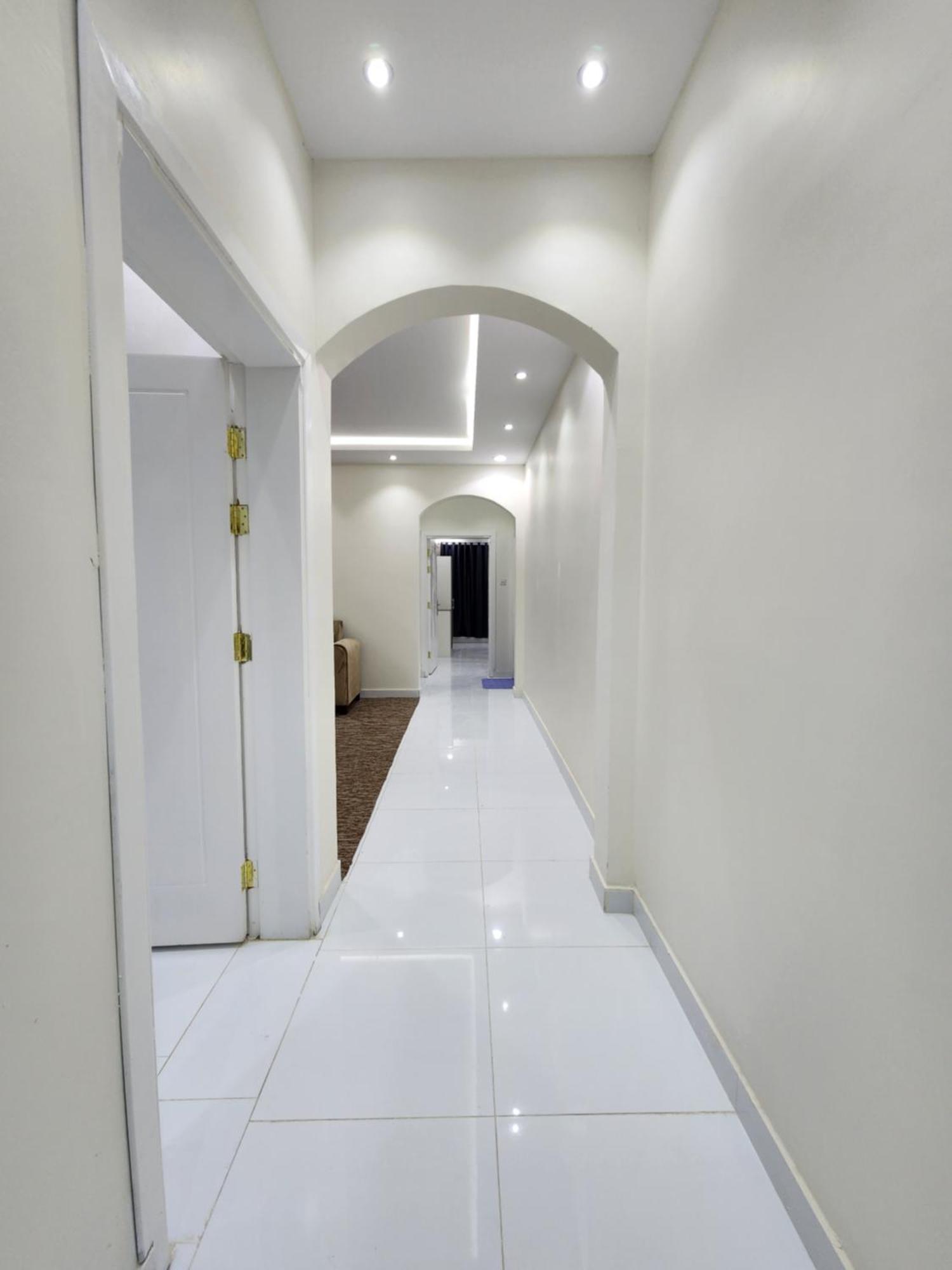 Yaqoot Al Madina Suites Al Awali 外观 照片