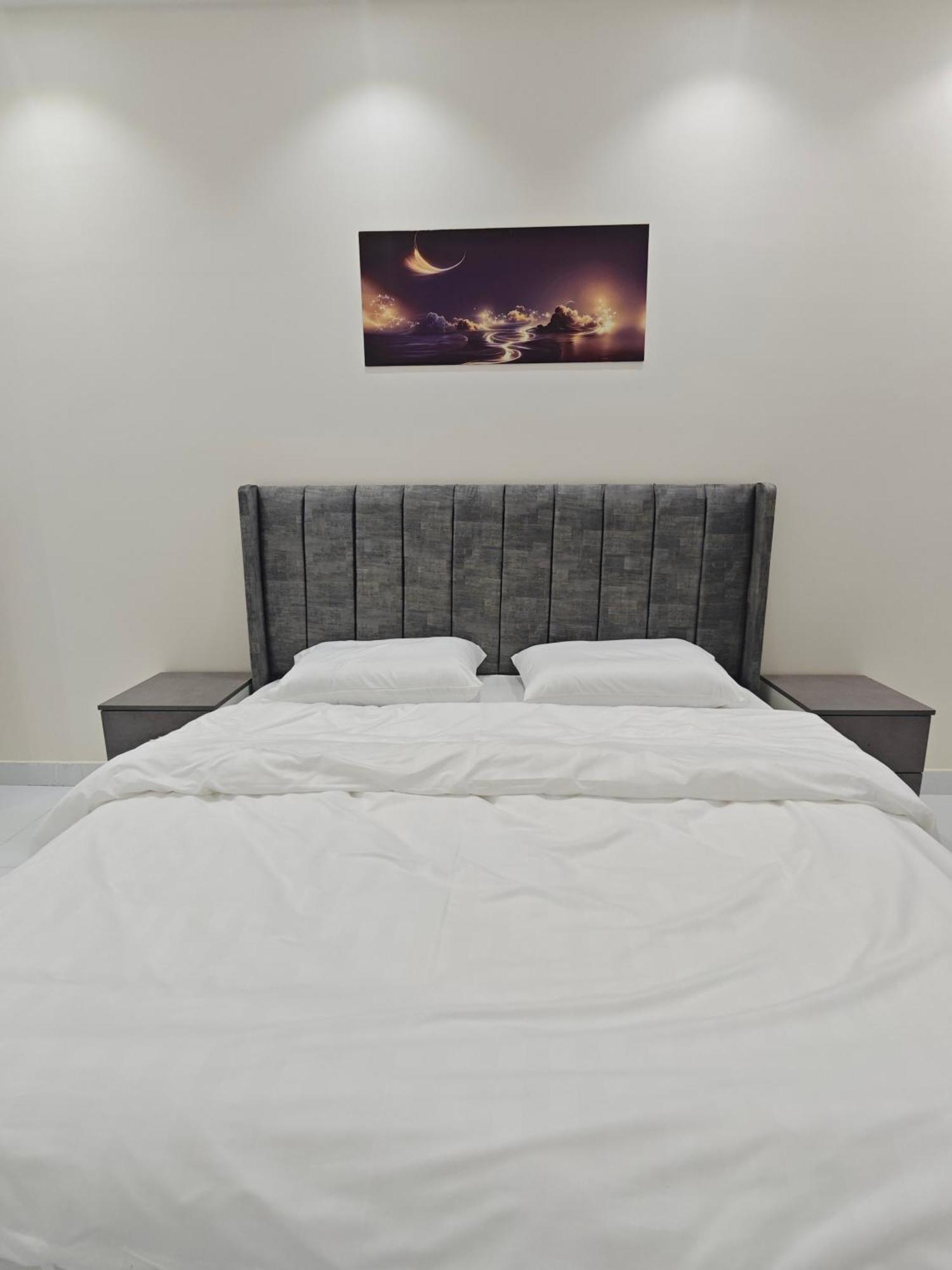 Yaqoot Al Madina Suites Al Awali 外观 照片