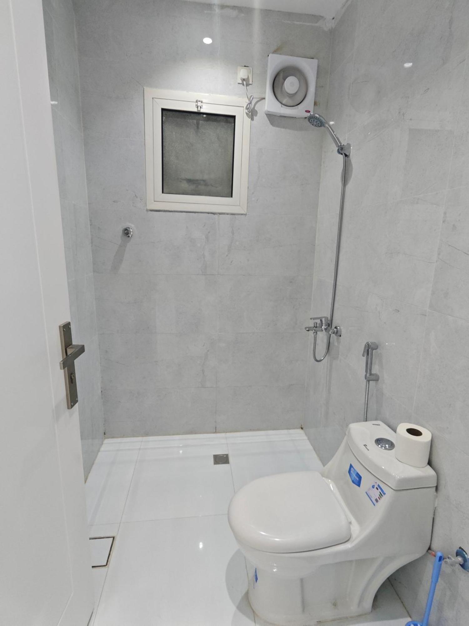 Yaqoot Al Madina Suites Al Awali 外观 照片